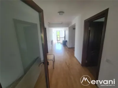 Vila de vanzare in Breaza - Zona Liceul Militar - foto 30