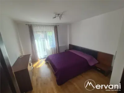 Vila de vanzare in Breaza - Zona Liceul Militar - foto 36