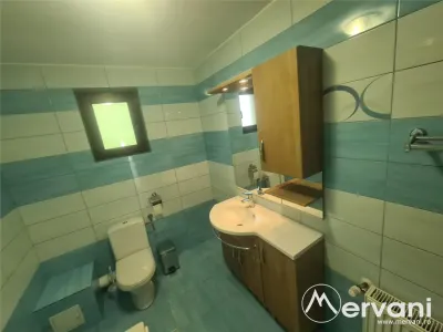 Vila de vanzare in Breaza - Zona Liceul Militar - foto 44