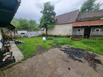 Casa de renovat  in Sinca Noua - foto 2
