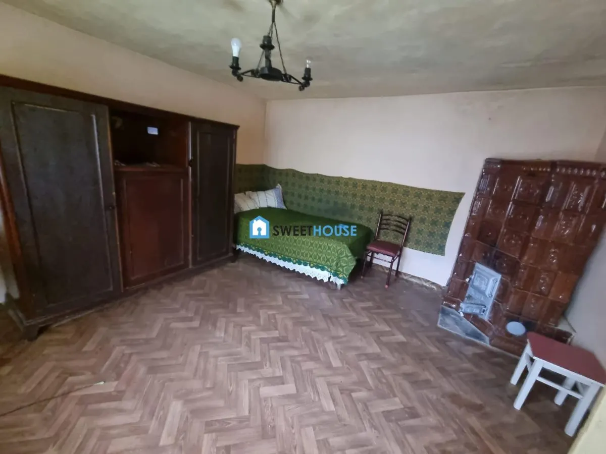 Casa de renovat  in Sinca Noua - foto 17