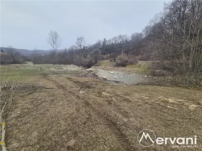 Teren de vanzare in Valea Doftanei cu priveliste si rau montan in vecinatate - foto 2
