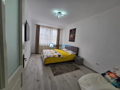 Casa cu doua apartamente in zona centrala Fagaras - foto 2
