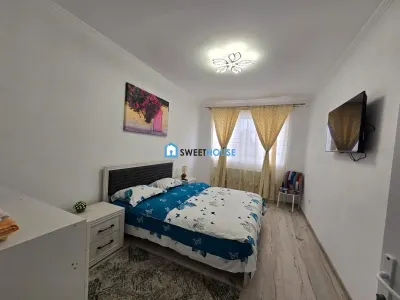 Casa cu doua apartamente in zona centrala Fagaras - foto 7