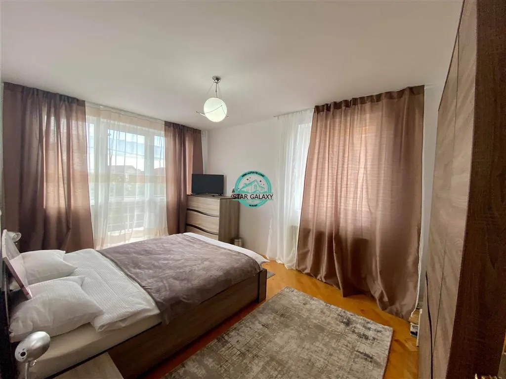 Inchiriez casa cu 5 camere si 3 bai in Unirii pe Calea Voiniceni - foto 1
