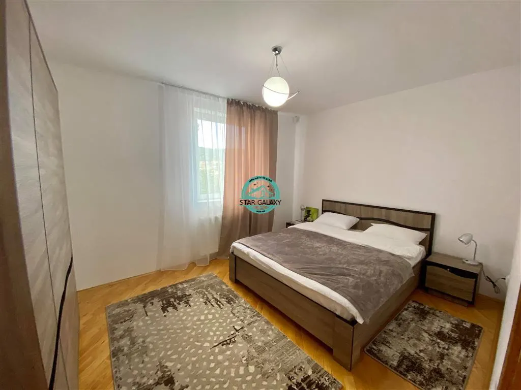 Inchiriez casa cu 5 camere si 3 bai in Unirii pe Calea Voiniceni - foto 4