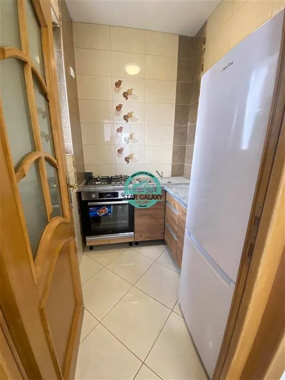 Inchiriez casa cu 5 camere si 3 bai in Unirii pe Calea Voiniceni - foto 8
