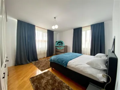 Inchiriez casa cu 5 camere si 3 bai in Unirii pe Calea Voiniceni - foto 10