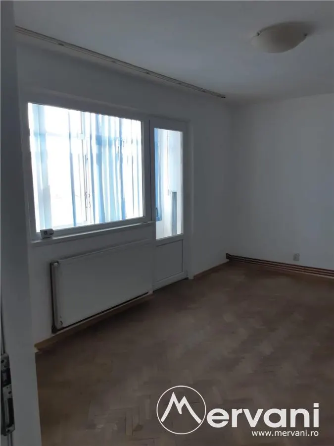 Apartament 3 camere Ploiesti Vest - foto 2
