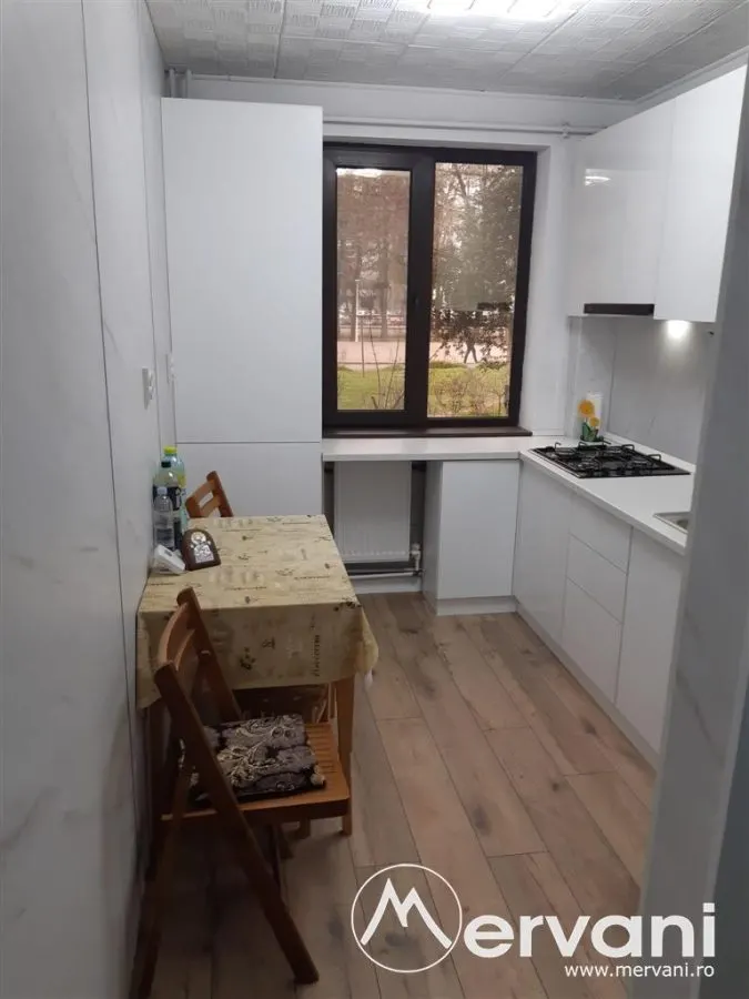 Apartament 2 camere Ploiesti Nord - foto 10