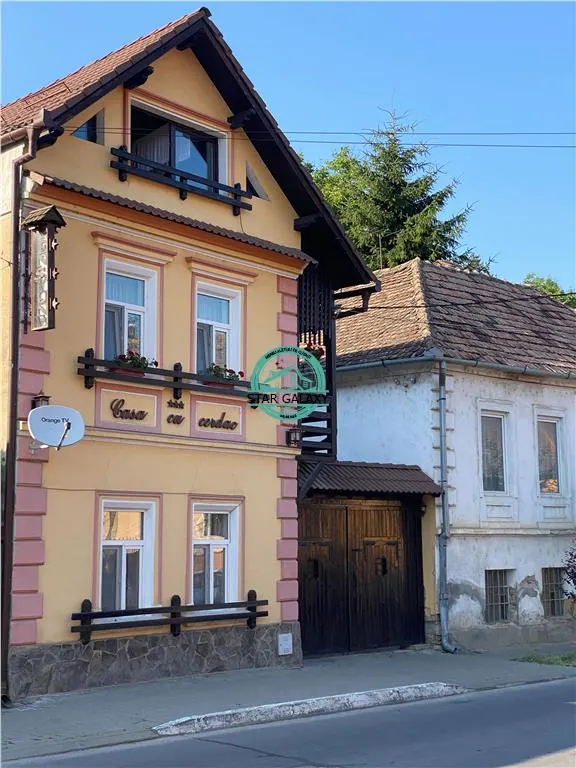 VAND PENSIUNE CU 7 CAMERE IN SIGHISOARA LA 800 MP DE CETATE - foto 2