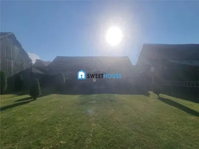 Casa de vanzare in Mandra  Spatiu generos si anexe - foto 4