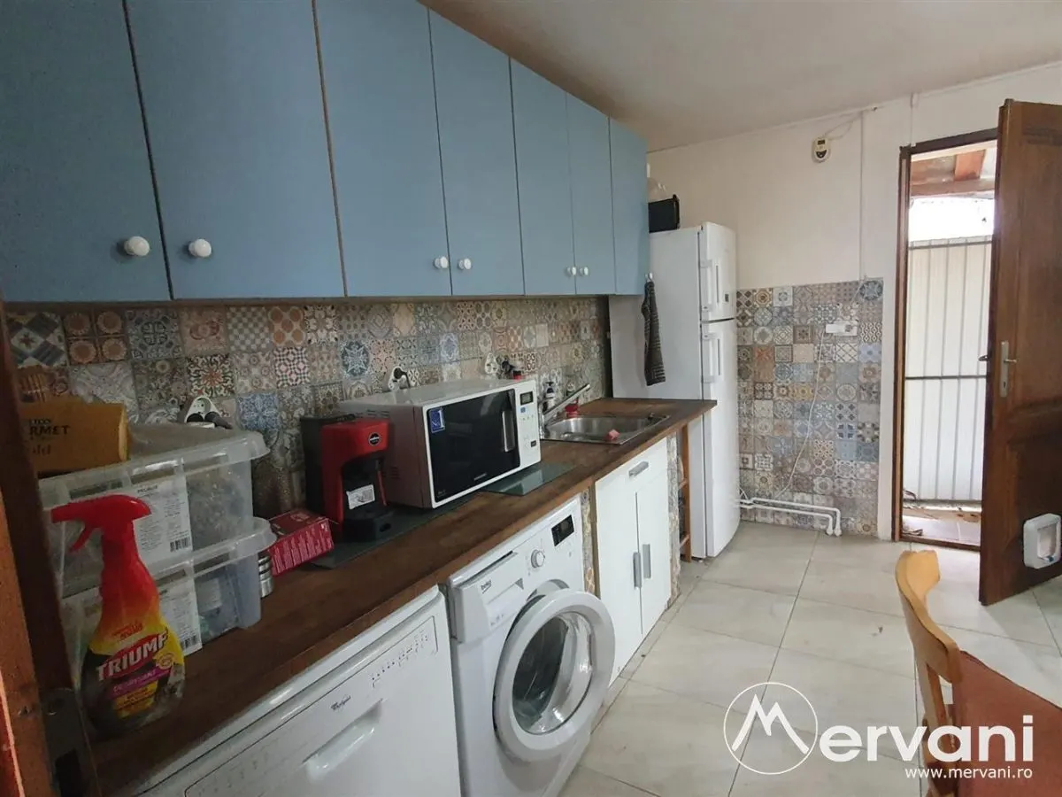 Casa rezidenta / sediu firma Ploiesti - foto 11
