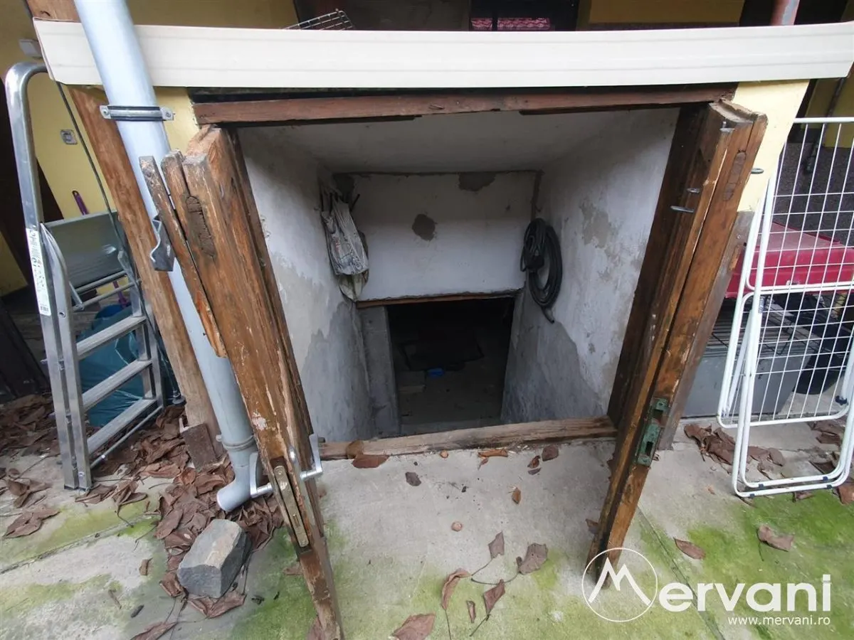 Casa rezidenta / sediu firma Ploiesti - foto 17
