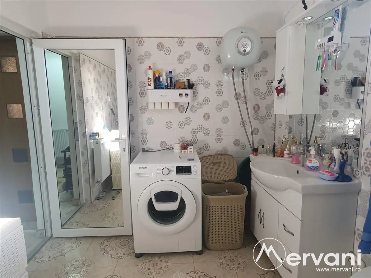 Casa Seciu cu posibilitatea preluare afacere (optional) - foto 3