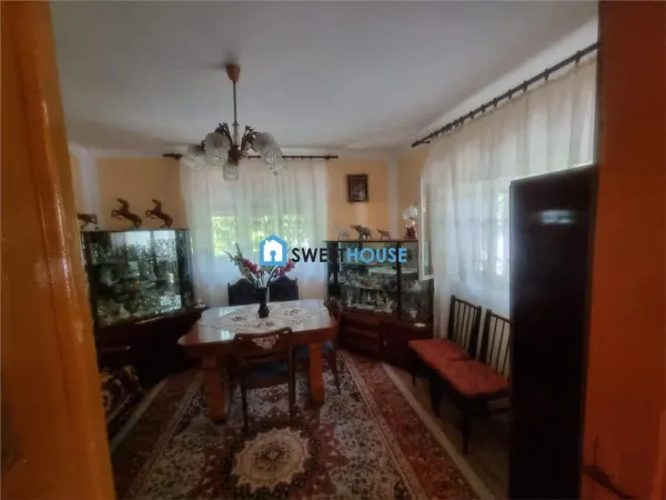 Casă 6 camere Sercaita - poza 4