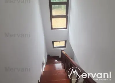 Vila de vanzare in Comarnic - foto 14