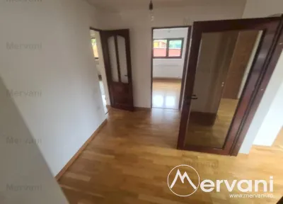 Vila de vanzare in Comarnic - foto 25