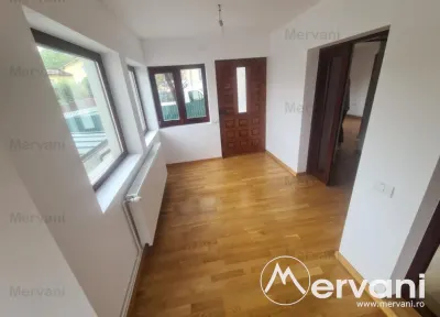 Vila de vanzare in Comarnic - foto 28