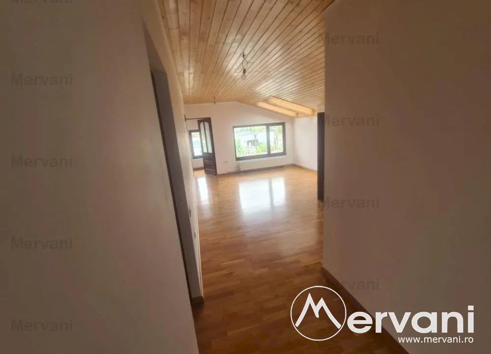 Vila de vanzare in Comarnic - foto 7