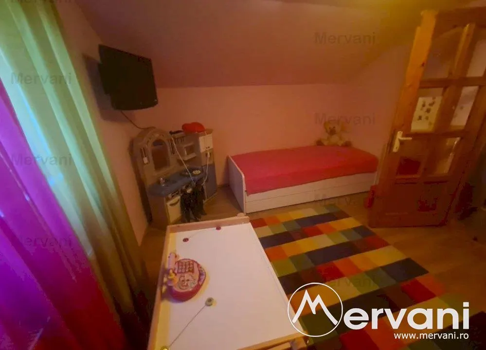 Casa de vacanta de vanzare in Cornu - Zona Cornu de Sus - foto 11
