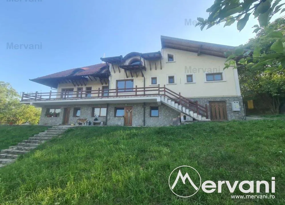 Vila de vanzare sau inchiriere in Breaza - Zona Breaza de Sus - foto 1