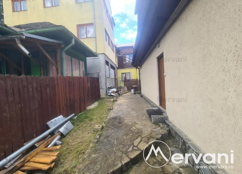 Vila de vanzare in Busteni - foto 5