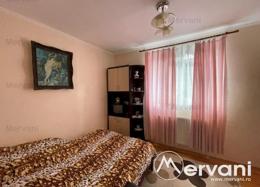 Apartament cu 2 camere de vanzare in Sinaia - foto 12