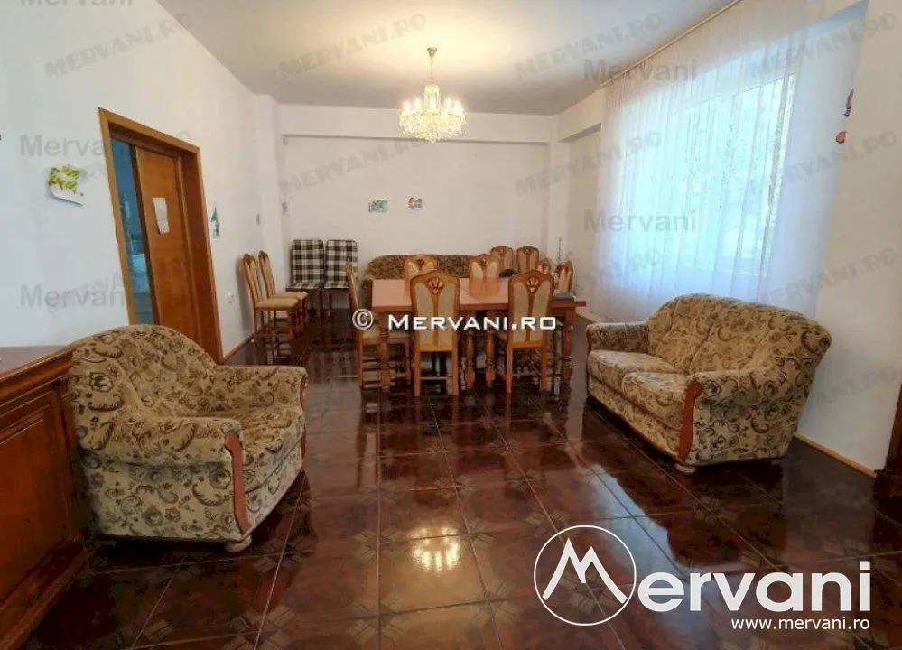 Vila (Pensiune) de vanzare in Predeal - foto 4