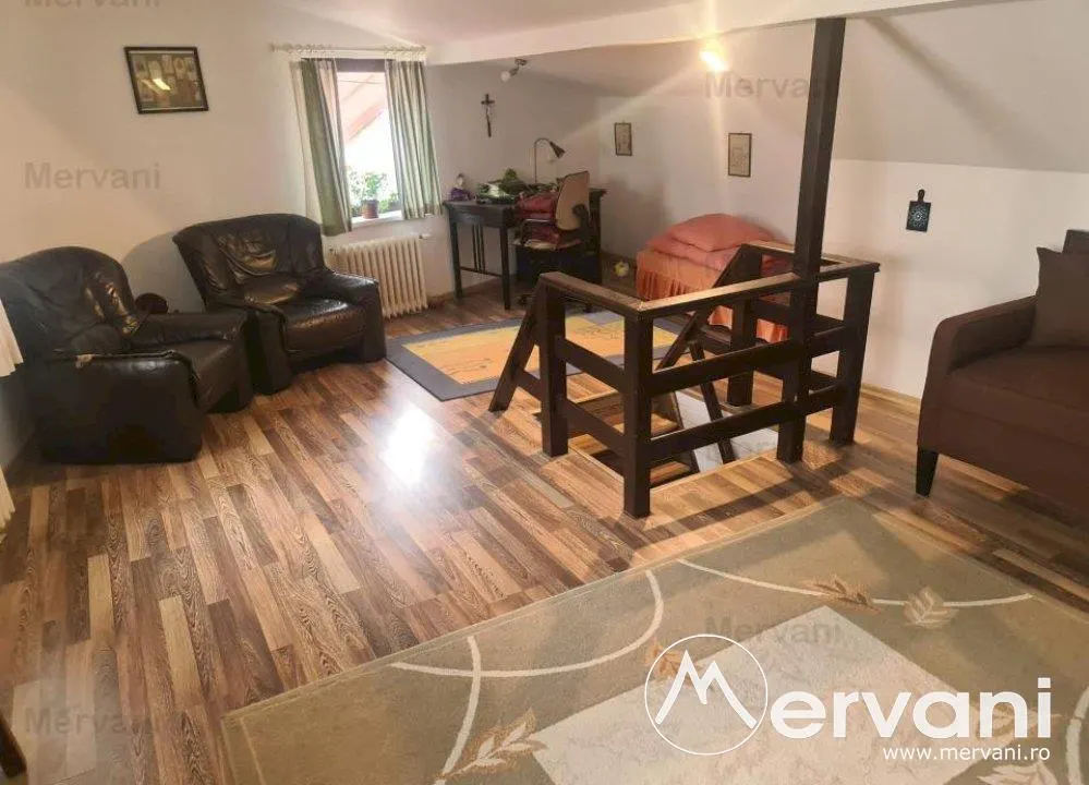 De vanzare apartament in vila - Sinaia - foto 3