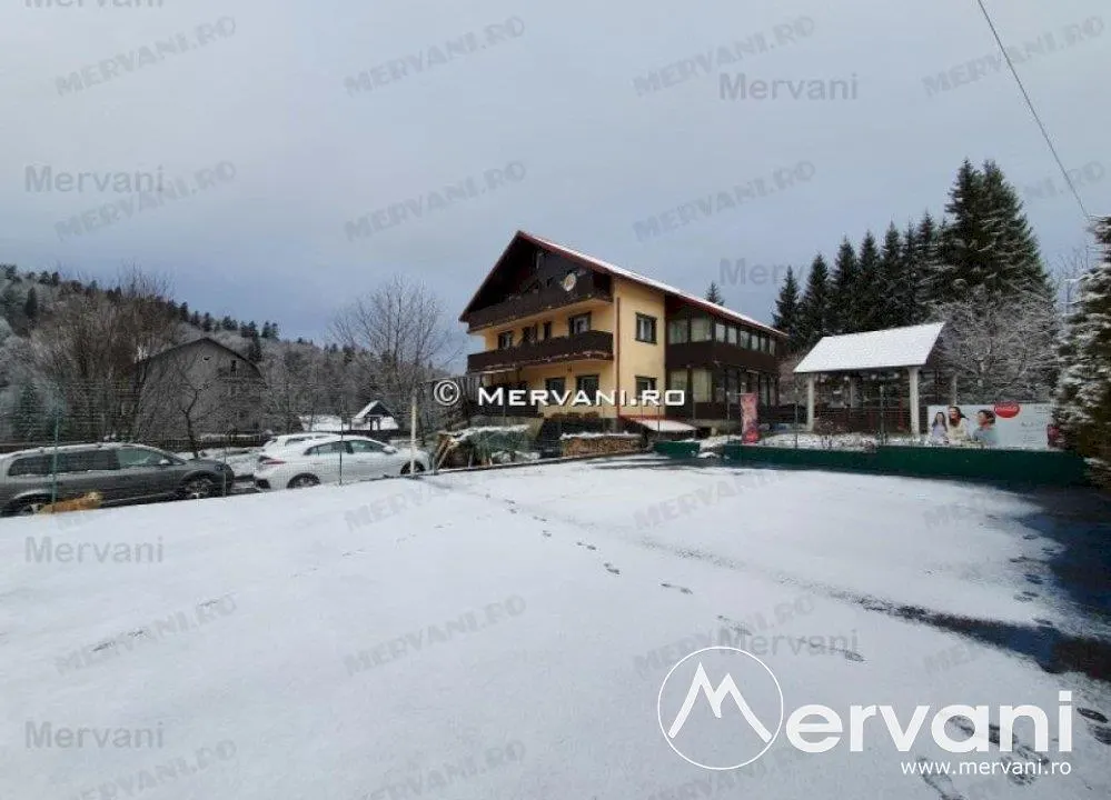 Spatiu Turistic de vanzare in Predeal (zona Malul Ursului) - foto 2