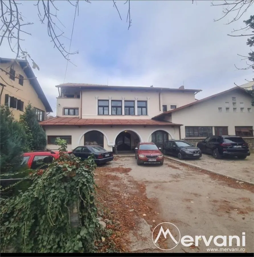 Spatiu Comercial de Vanzare in Campina (Zona Ultracentrala)) - foto 2