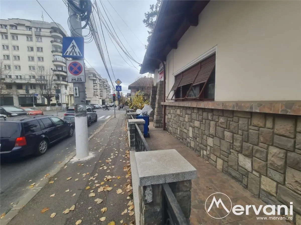 Spatiu Comercial de Vanzare in Campina (Zona Ultracentrala)) - foto 3