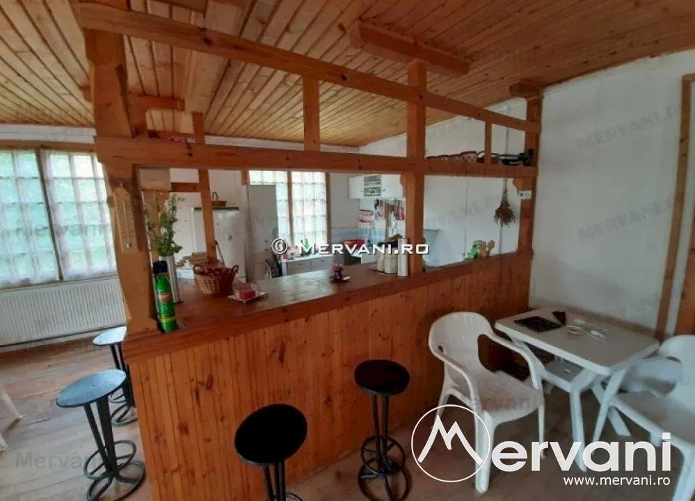 Casa de vanzare in Comarnic (zona Poiana) - foto 1