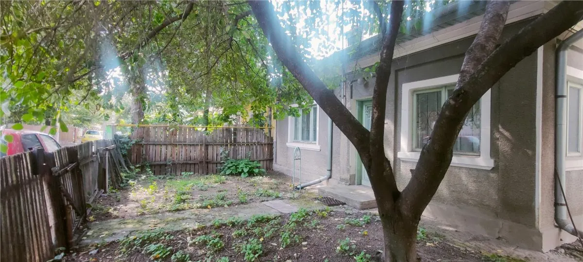 GARA CENTRU PIATA UNIRII TEREN 377 MP CU CASA - foto 22