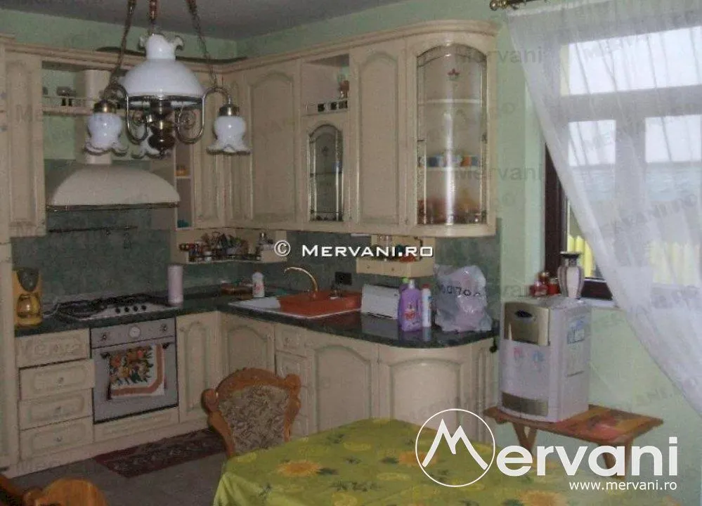 Vila de vanzare in Campina - zona Muscel - foto 17