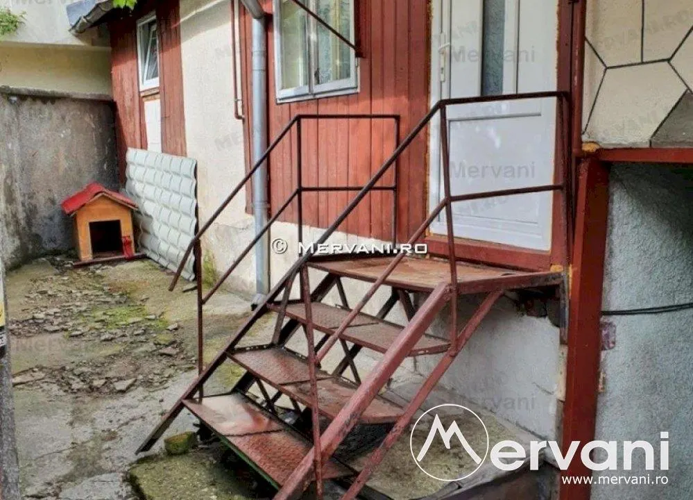 Casa de vanzare in Sinaia (zona Cartierul Sfantul ILIE) - foto 1