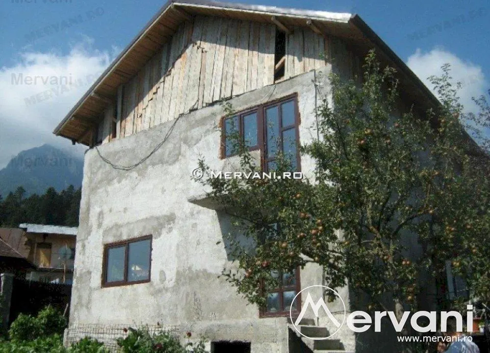 Casa de vanzare in Busteni (zona Poiana Tapului) - foto 1