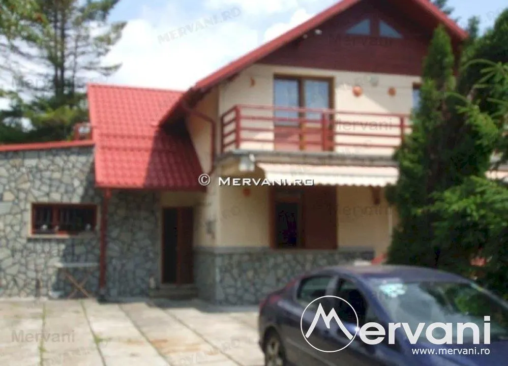 Vila de vanzare in Busteni - Zona Centrala - foto 1
