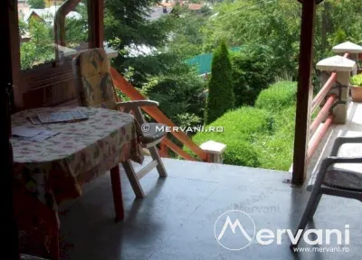 Vila de vanzare in Busteni - Zona Centrala - foto 13