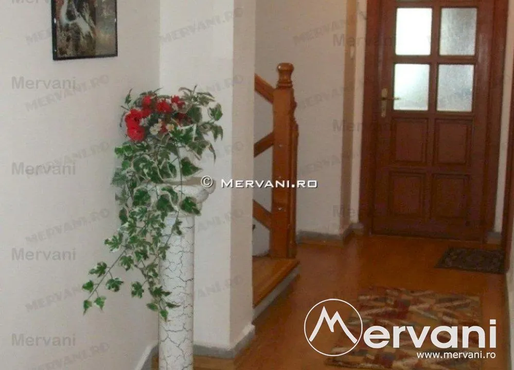 Vila de vanzare in Busteni - Zona Centrala - foto 25