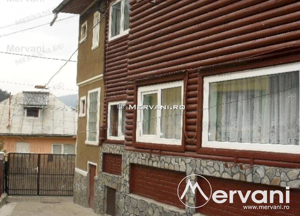 Casa de vanzare in Busteni (zona Poiana Tapului) - foto 3