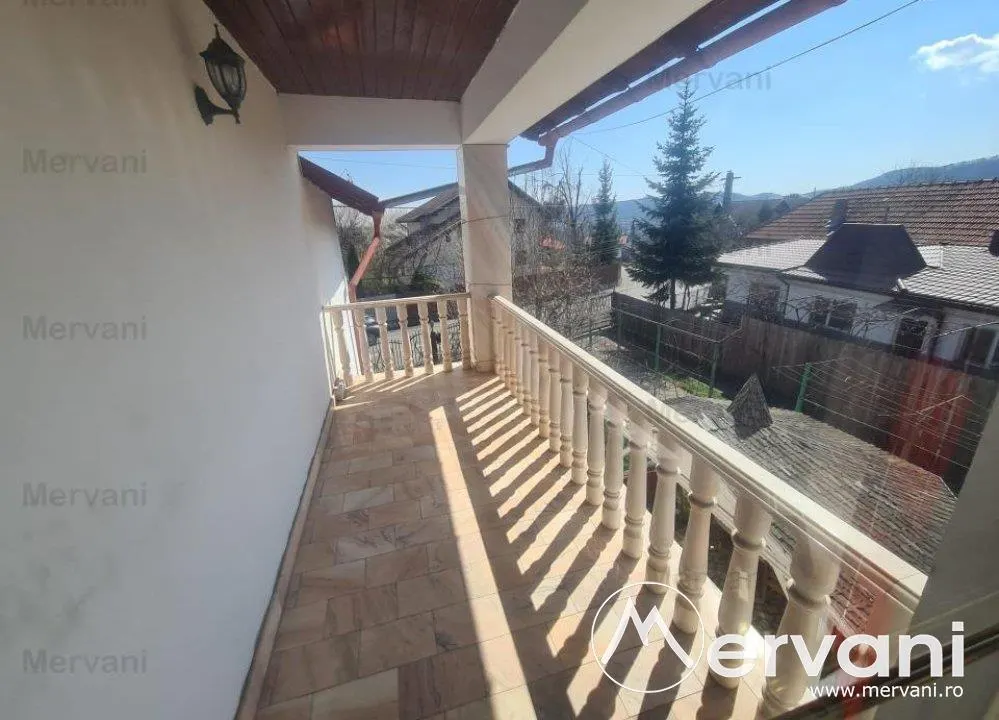 Casa de vanzare in Cornu - foto 19