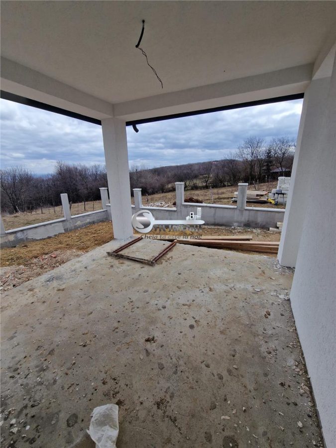 Casa de vanzare I Paun, Barnova I 4 camere, 2 bai I 500 mp teren - foto 16