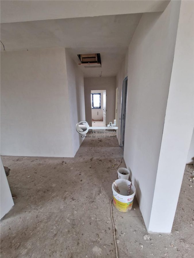 Casa de vanzare I Paun, Barnova I 4 camere, 2 bai I 500 mp teren - foto 17