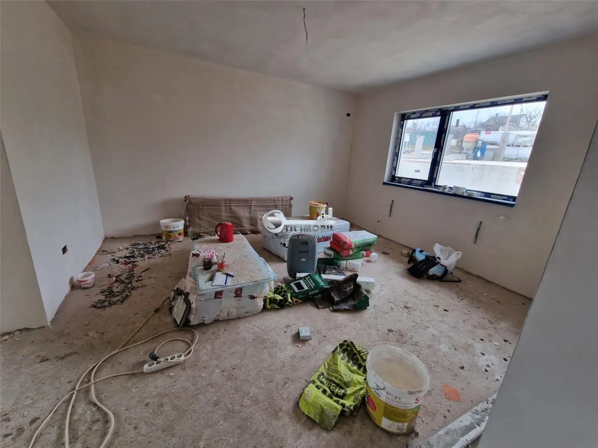 Casa de vanzare I Paun, Barnova I 4 camere, 2 bai I 500 mp teren - foto 5