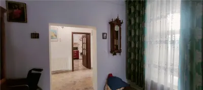 APARTAMENT ULTRACENTRAL , PIATA UNIRII, CUZA VODA 70 MP PLUS CURTE - foto 14