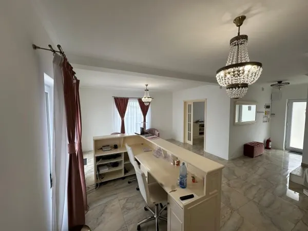 Casă 4 camere Valea Lupului - poza 1
