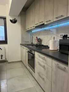 Apartament 2 camere Platou Galata - 399 EURO - foto 3