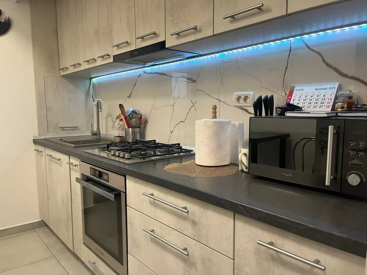 Apartament 2 camere Platou Galata - 399 EURO - foto 4